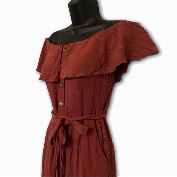 NWOT Lulu’s Off The Shoulder Jumpsuit w/Tie & Ruffles - Picture 2 of 7